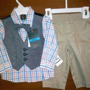 NWT Dockers 4 Piece Suit Set